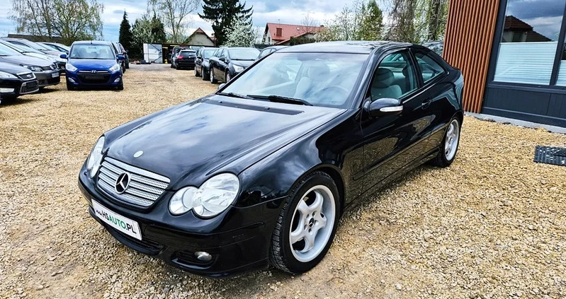 Mercedes-Benz Klasa C cena 14900 przebieg: 236000, rok produkcji 2004 z Nowogród małe 596